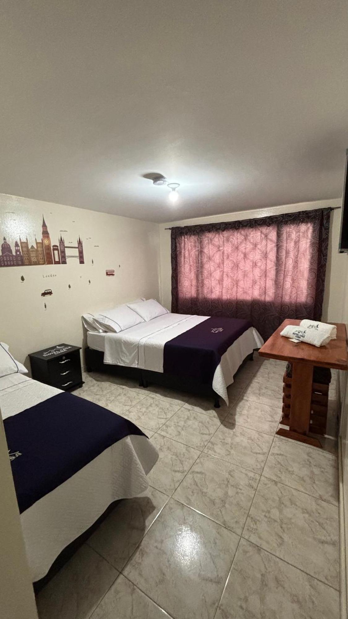 Hotel Casa Luna Bogotá Quarto foto