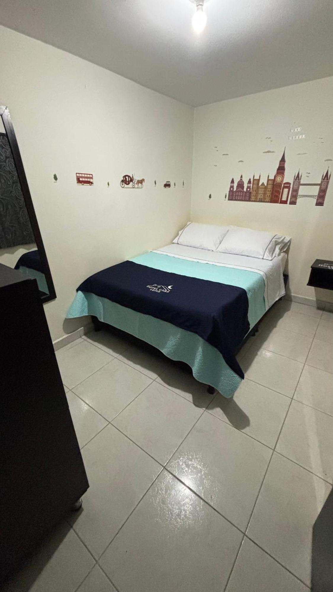 Hotel Casa Luna Bogotá Quarto foto